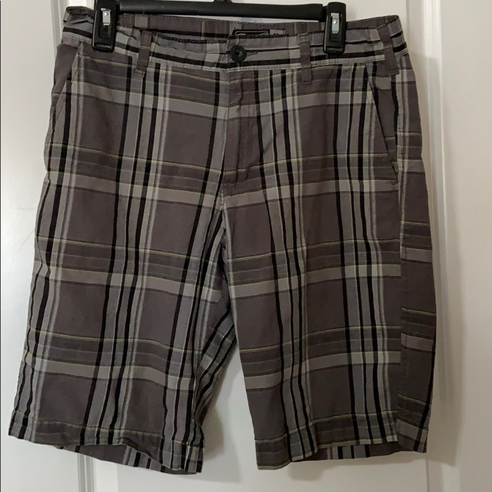 Retrofit men’s shorts size 32